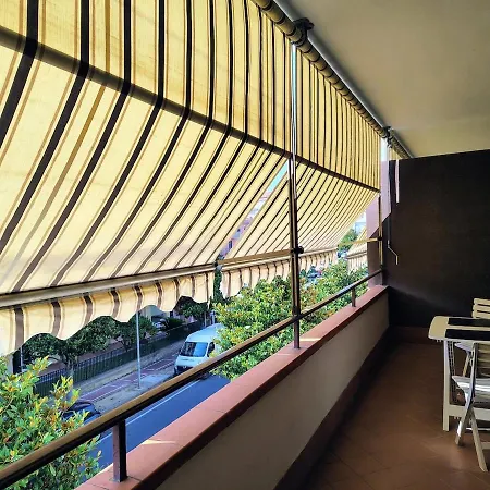 Apartamento Casa Irene, In Centro Zona Tranquilla E Vicino Alle Spiagge Albenga