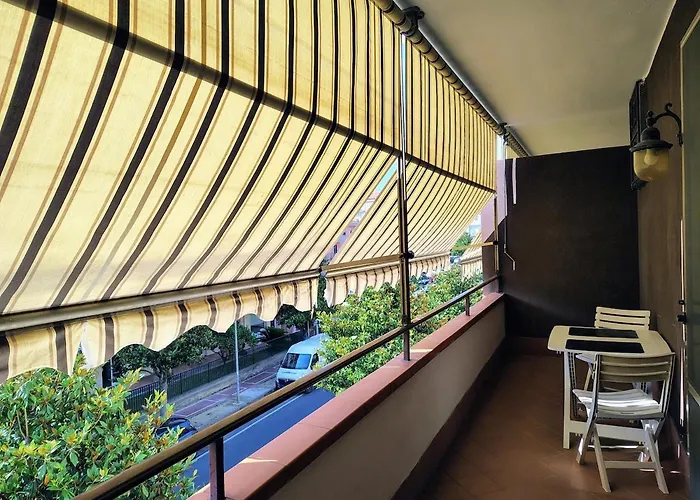 Lägenhet Casa Irene, In Centro Zona Tranquilla E Vicino Alle Spiagge Albenga